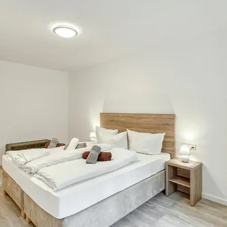3 Bedroom Gorgeous In 아파트