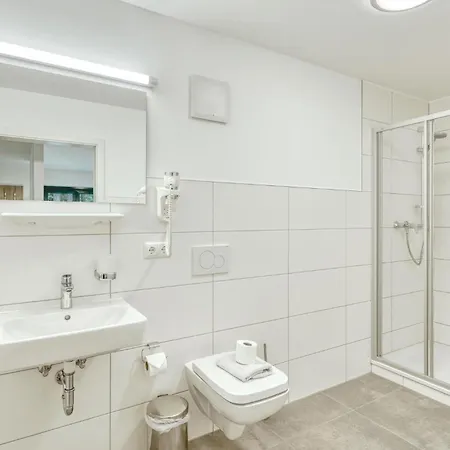 3 Bedroom Gorgeous In 아파트