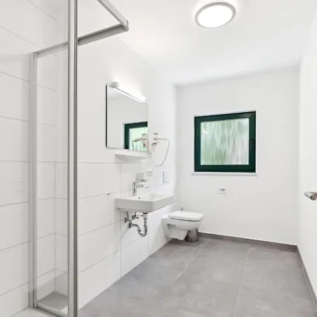 3 Bedroom Gorgeous In 아파트 알텐키르헨