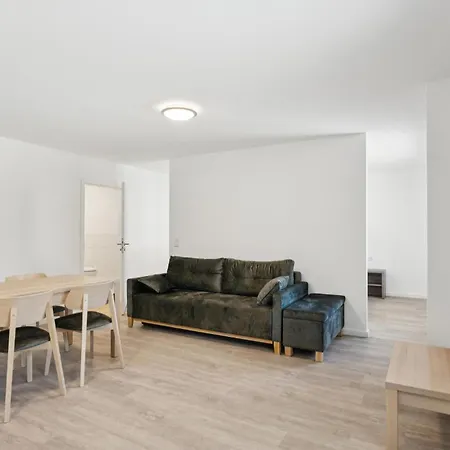 3 Bedroom Gorgeous In 아파트